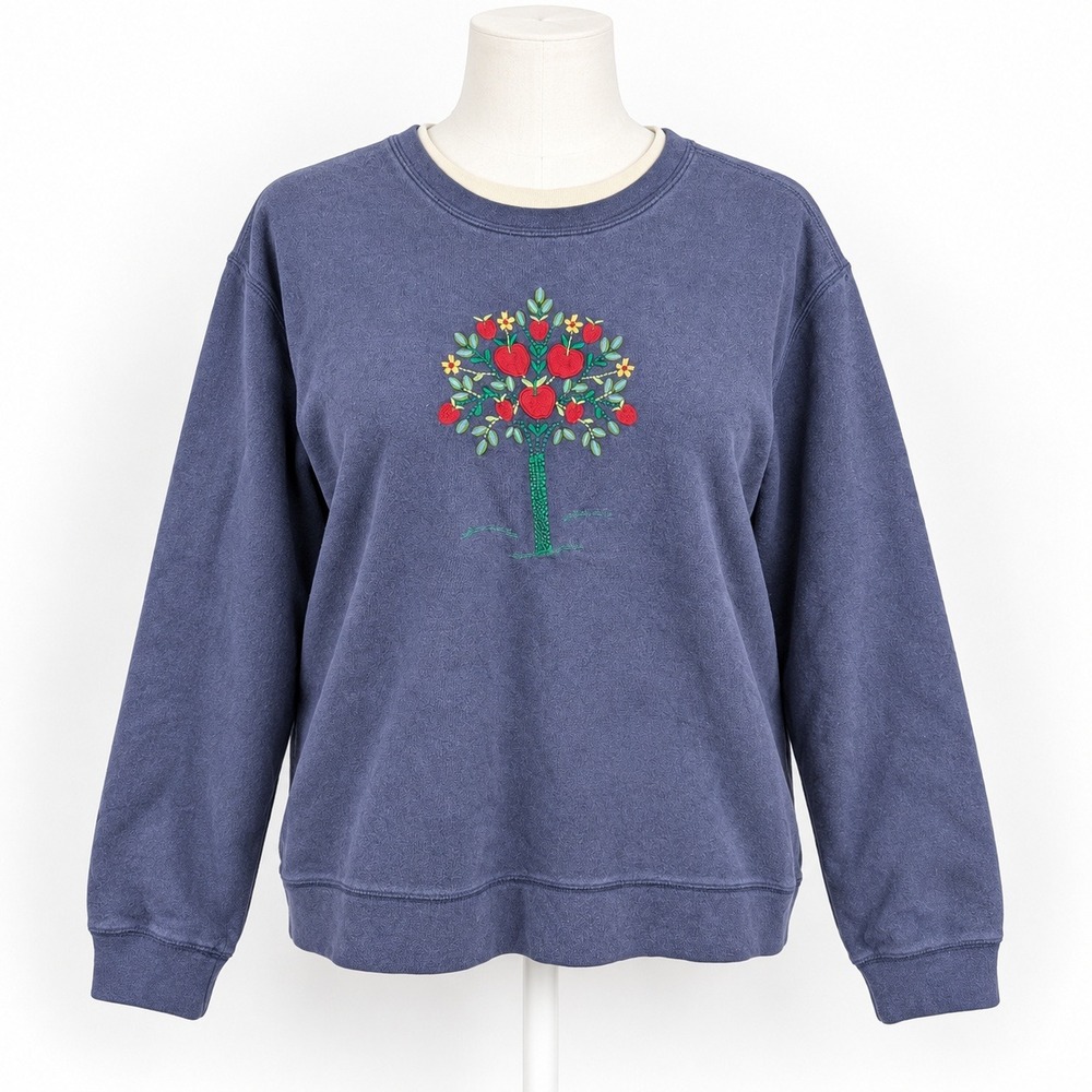 Vintage 90s Embroidered Apple Tree Sweatshirt Size M Blue Teacher Cottagecore